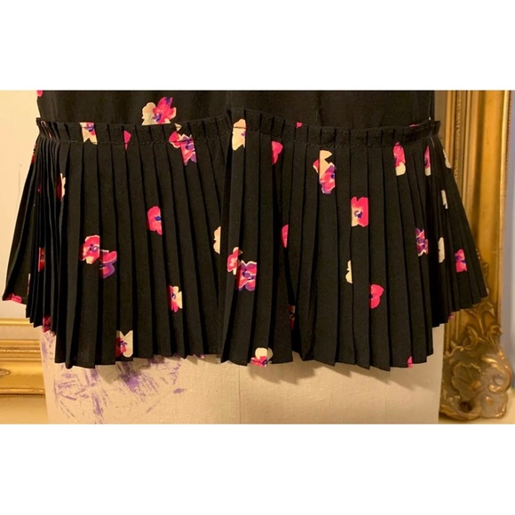 Rebecca Taylor | Mia Pleat Top Sleeveless V-Neck Silk/Spandex Floral - Picture 2 of 12